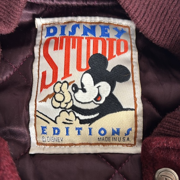 Vintage Walt Disney The 7 dwarfs animation crew bomber style varsity jacket. - Picture 9 of 9